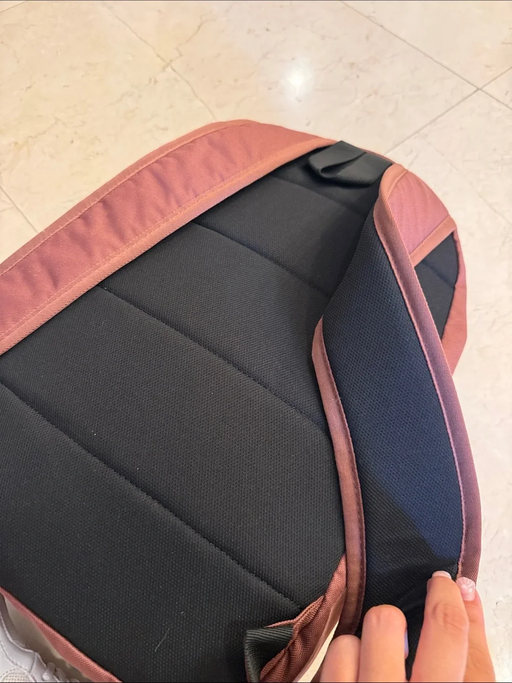 Nike Maroon Everyday Backpack with Front Zip Pocket